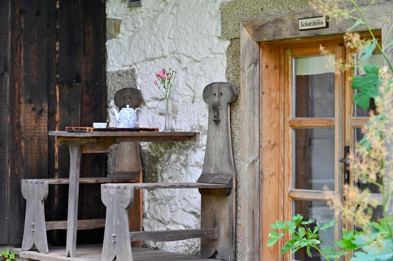 Hofatelier Menacher Aparthotel Neureichenau