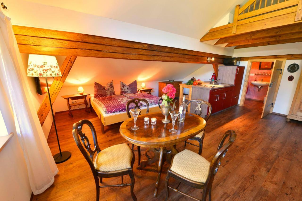 Hofatelier Menacher Aparthotel